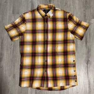 Forever 21 Men’s Short Sleeve Flannel